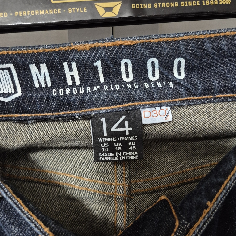 Women's Riding Jeans - Picture 3 of 7